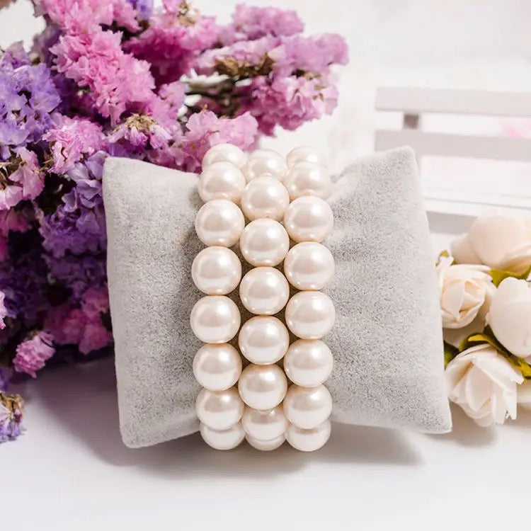 Chunky Pearl Bracelet