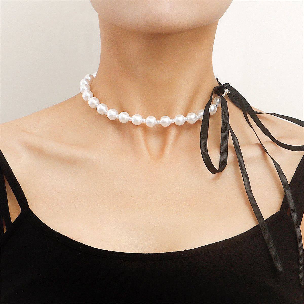 Beth Pearl Choker